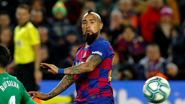 Técnico de Granada: “Nos vamos dolidos porque Arturo Vidal se fue sin amarilla”