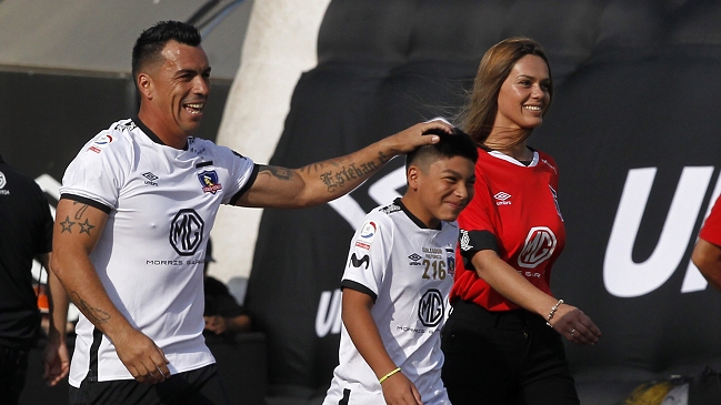 Esteban Paredes aclaró en la llegada de Colo Colo a Temuco que puede sumar minutos ante la U