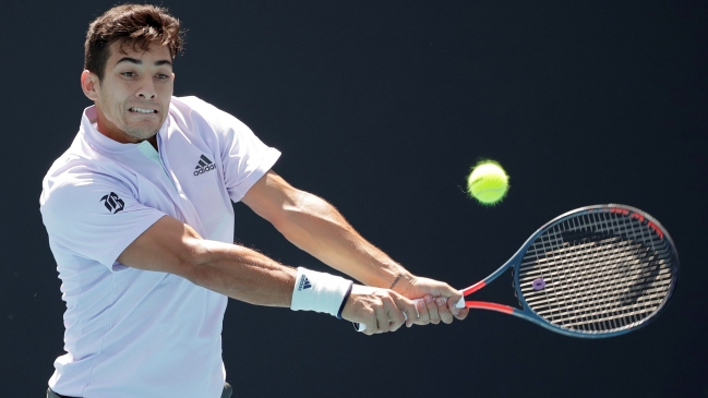 Cristian Garin choca ante Milos Raonic en la segunda ronda del Abierto de Australia