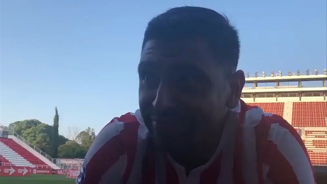 Gonzalo Jara aseguró que “siempre” volvería a hacer la acción del “dedo” a Cavani