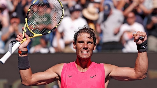 Rafael Nadal aplastó a Pablo Carreño para meterse en los octavos de final en Australia