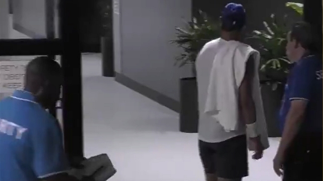 Riguroso guardia negó el acceso a Rafael Nadal por no mostrar su acreditación