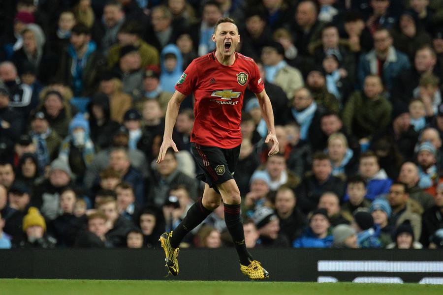 Claudio Bravo y el City avanzaron a la final de la Copa de la Liga pese a caer contra el United