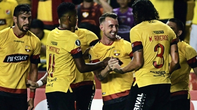 SC Barcelona venció con solidez a Progreso y superó la fase inicial de la Copa Libertadores