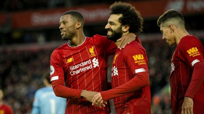 Liverpool aplastó a Southampton y extendió su intratable racha en la Premier League