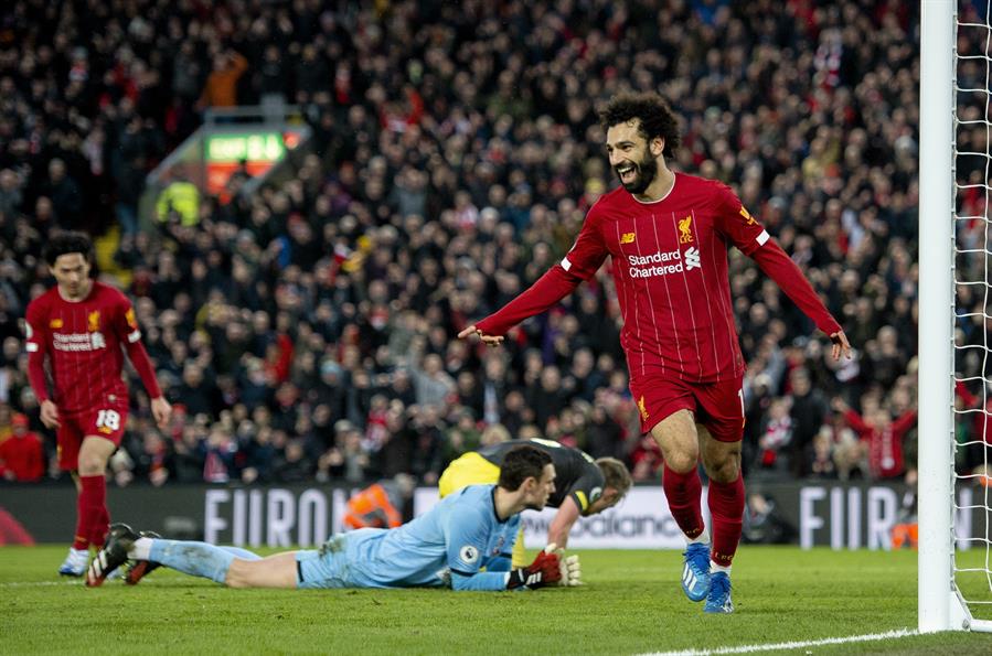 Mohamed Salah destacó con un doblete en la goleada de Liverpool ante Southampton