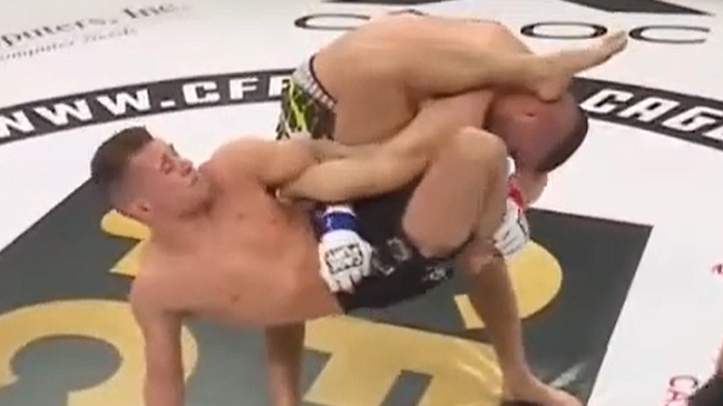 Peleador de MMA sufrió escalofriante fractura en el brazo y no se rindió