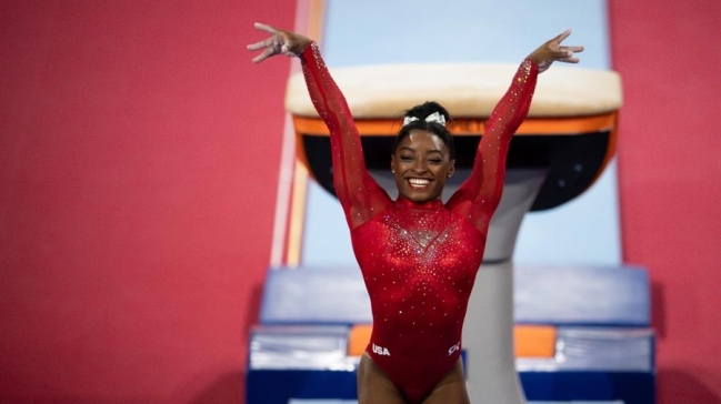 Simone Biles se lució con una pirueta nunca antes realizada por una mujer