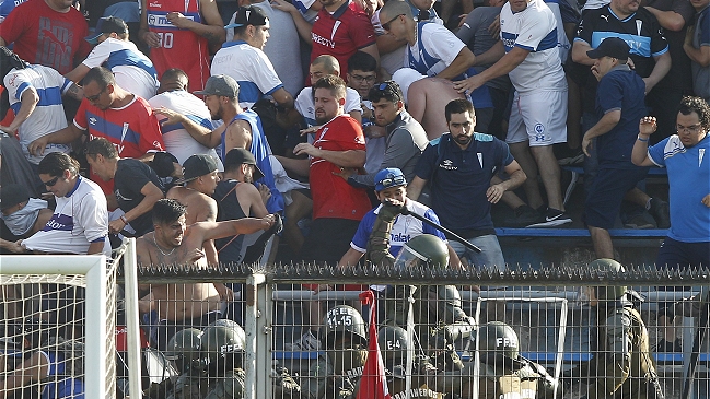 Universidad Católica aplicó derecho de admisión al hincha detenido por desmanes en San Carlos