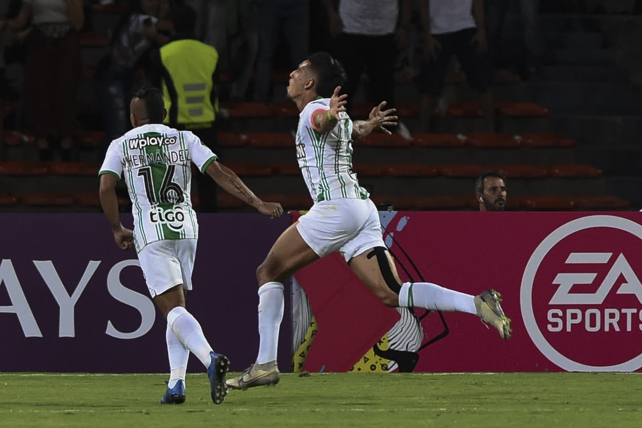 Atlético Nacional goleó a Huracán en la primera fase de la Copa Sudamericana