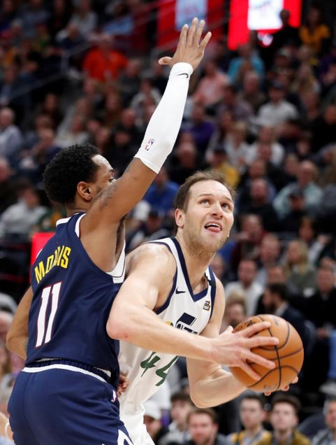 Nikola Jokic mostró su talento en la victoria de Denver ante Utah