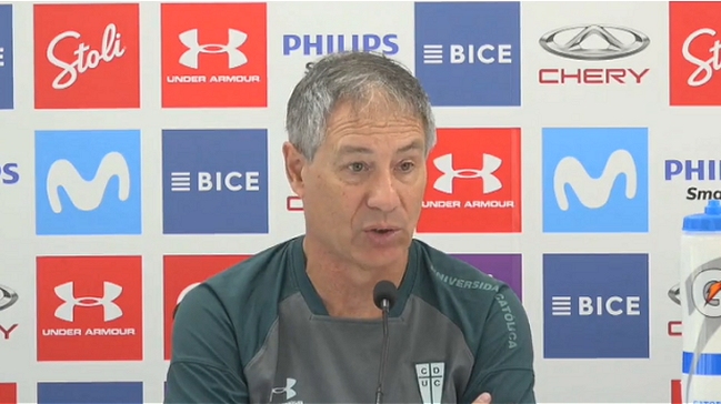 Ariel Holan: La presencia de Fuenzalida y Pinares será evaluada