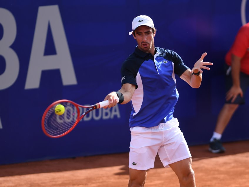 Garin sacó boletos para semifinales en Córdoba tras superar en una batalla a Cuevas