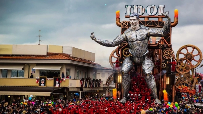 La sorprendente figura de hierro de Cristiano Ronaldo en festival italiano