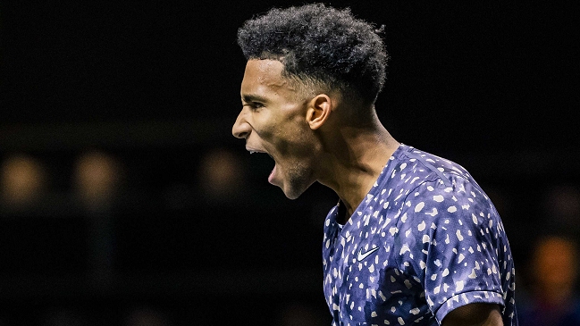 Félix Auger-Aliassime dio un sólido paso en el ATP de Rotterdam
