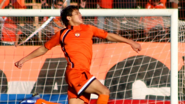 Este miércoles se cumplieron 15 años desde el debut de Alexis Sánchez como profesional