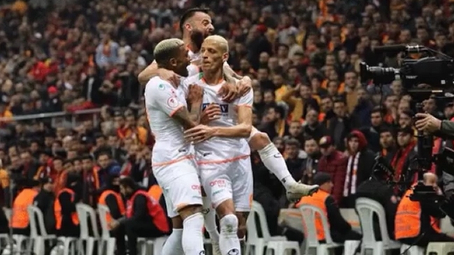 Alanyaspor de Junior Fernandes sufrió para eliminar a Galatasaray y avanzó en Copa de Turquía