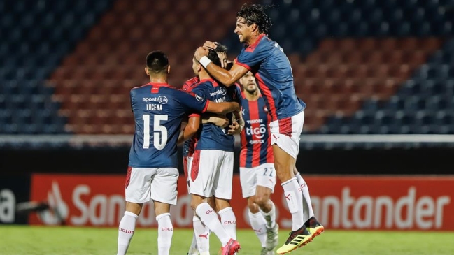 Cerro Porteño venció con lo justo a Universitario y avanzó a tercera fase en Copa Libertadores