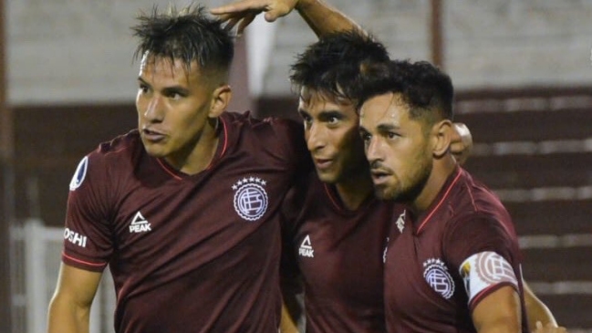 Lanús goleó a la UC de Ecuador y puso un pie en segunda ronda de la Copa Sudamericana