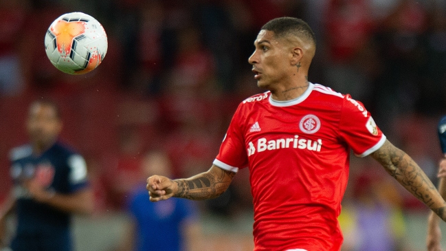 Paolo Guerrero extendió su vínculo con Internacional de Porto Alegre