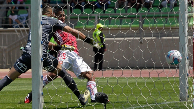 Nicolás Guerra le dio la victoria a la U ante Santiago Wanderers en Valparaíso