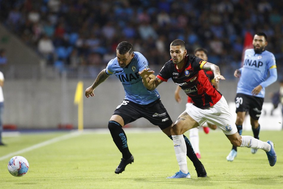 Tobías Figueroa guió la gran victoria de Antofagasta sobre Iquique en el Tierra de Campeones