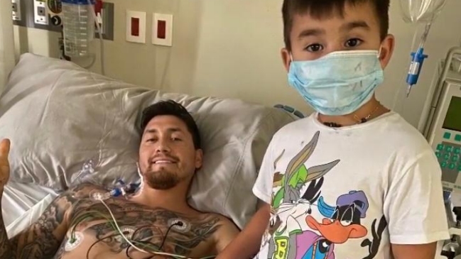 Nicolás Castillo agradeció saludos: Una persona cariñosa es más admirada que una exitosa