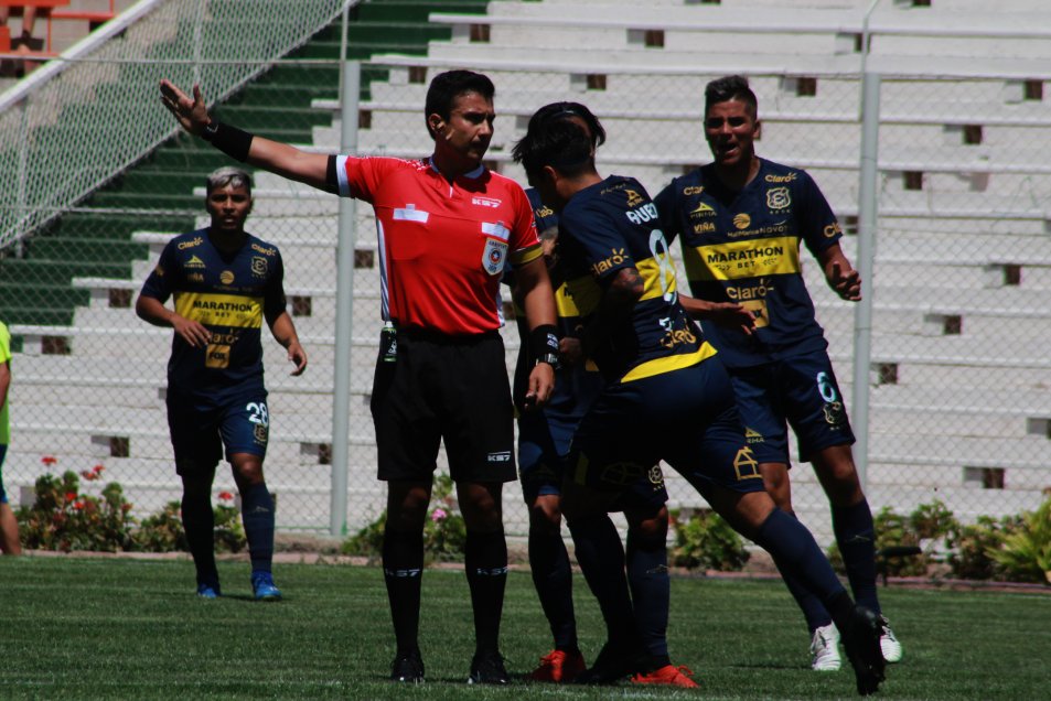 Everton se mantiene invicto en el Campeonato Nacional tras el empate frente a Cobresal