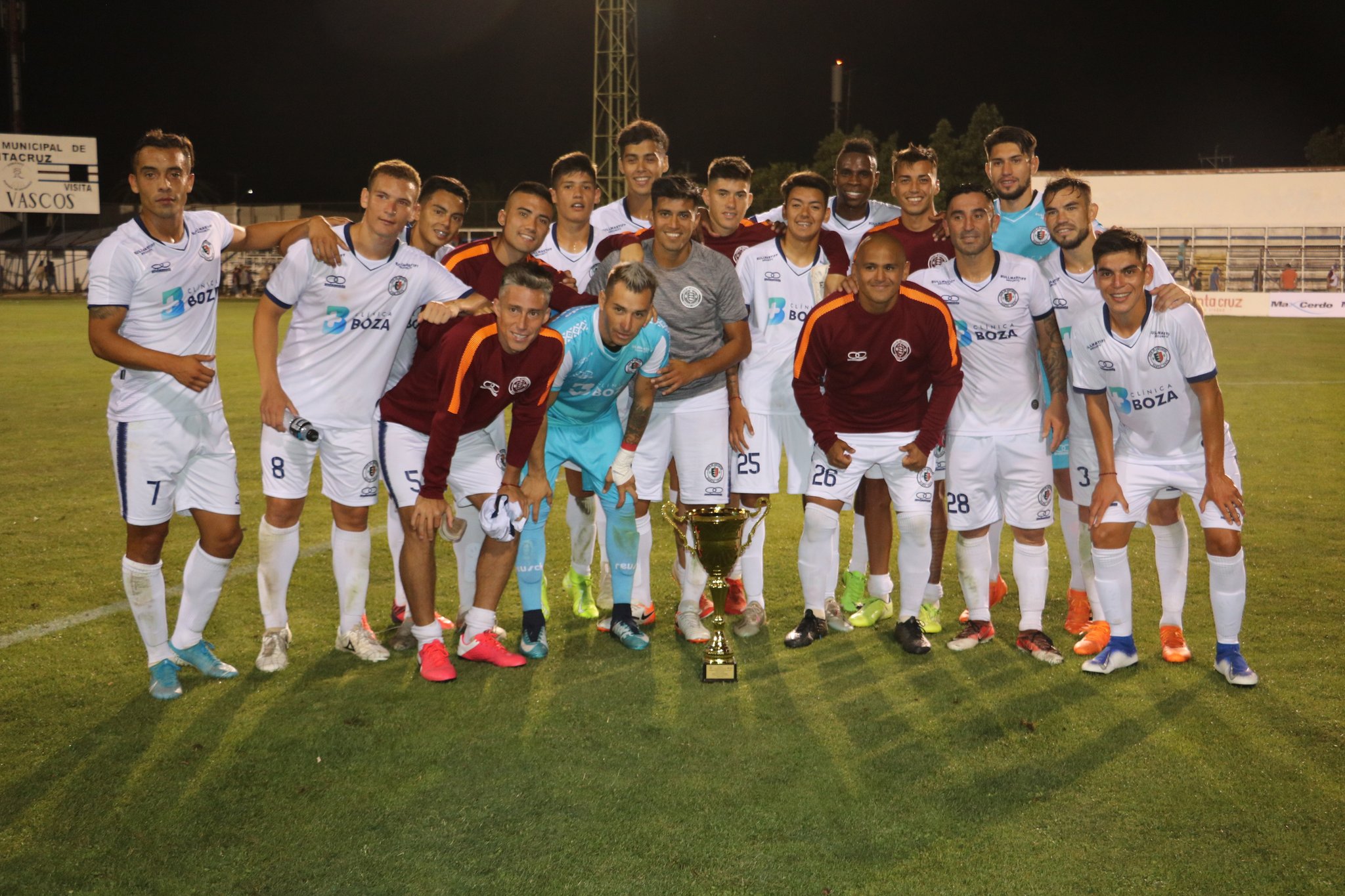 Humberto Suazo marcó su primer gol con la camiseta de Deportes Santa Cruz