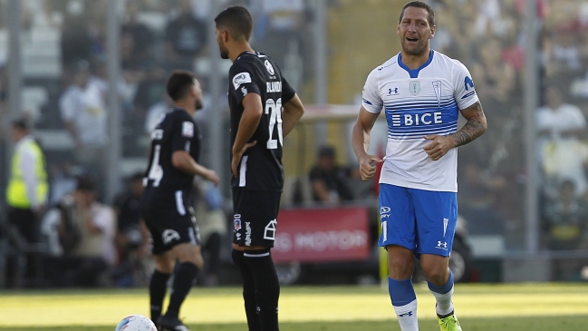 Luciano Aued arremetió con un potente frentazo para aventajar a la UC sobre Colo Colo