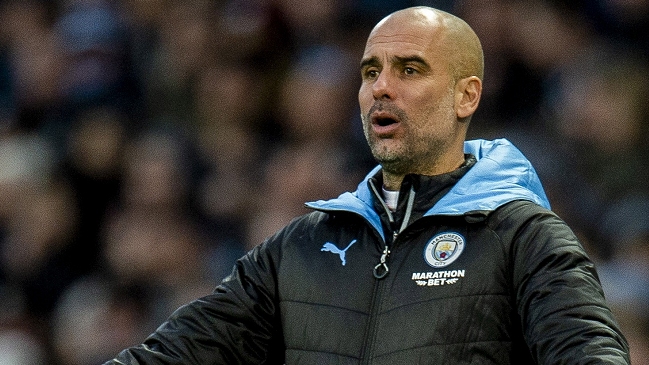 Guardiola se comprometió con sus jugadores a seguir en M. City “incluso en cuarta división”