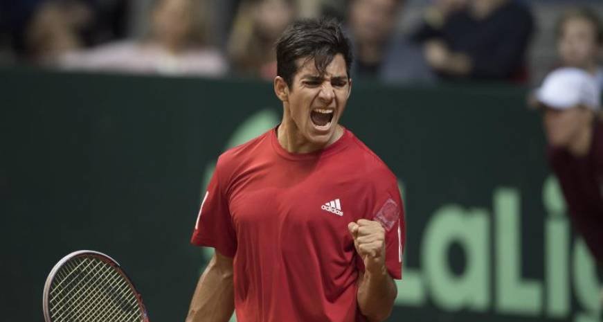Cristian Garin enfrenta a Federico Delbonis en octavos de final del ATP de Río