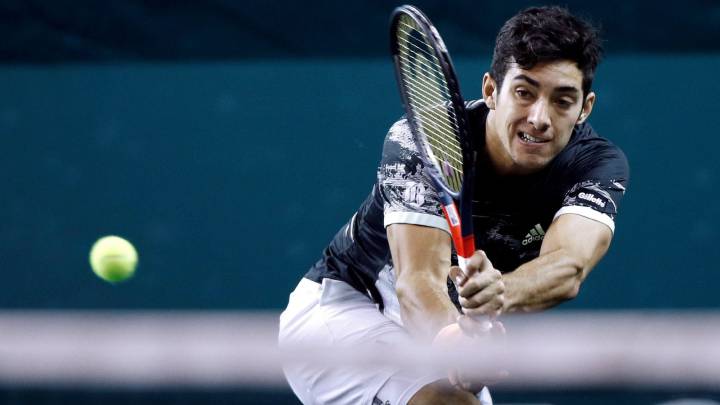 Cristian Garin enfrenta a Federico Coria en busca del paso a semifinales en el ATP de Río
