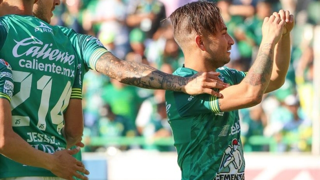 Jean Meneses anotó un doblete y Juan Delgado descontó en el triunfo de León sobre Necaxa