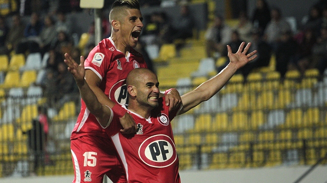 Unión La Calera derrotó a Everton y se ubicó como sublíder del Campeonato Nacional