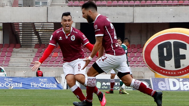 Deportes La Serena venció a S. Wanderers y logró su primera victoria en el Campeonato Nacional