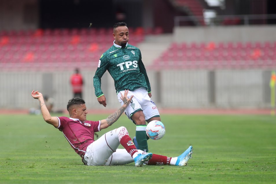 Santiago Wanderers hilvanó su tercera derrota consecutiva tras caer con La Serena