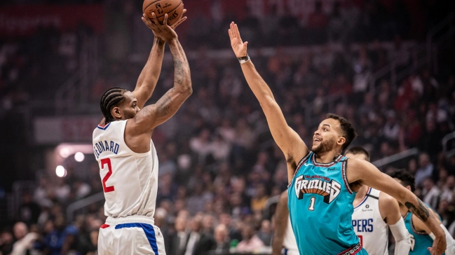 Los Clippers volvieron a la ruta de los triunfos con Leonard como líder
