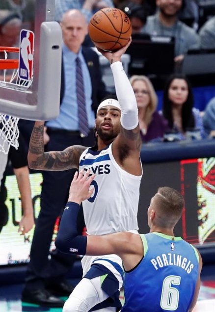 Las victorias de Phoenix y Dallas en una nueva jornada de la NBA