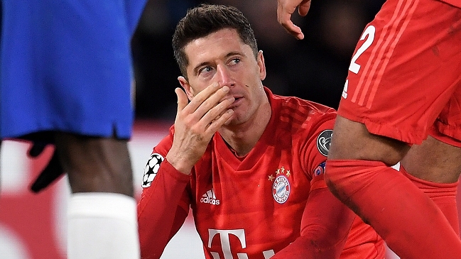 Robert Lewandowski estará un mes fuera de las canchas por una lesión de tibia
