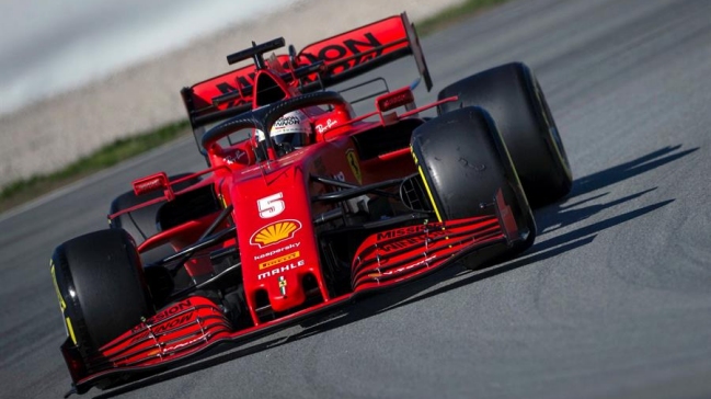 Vettel logró el mejor tiempo en entrenamientos mermados por pista mojada