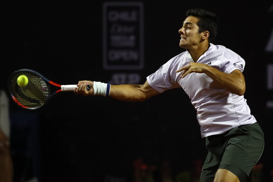 Cristian Garin sufrió, pero consiguió un triunfazo ante Alejandro Davidovich en el ATP de Santiago