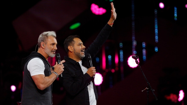 “Más Barticciotto, menos Adam Levine”: Las reacciones tras la aparición del ex jugador en Viña