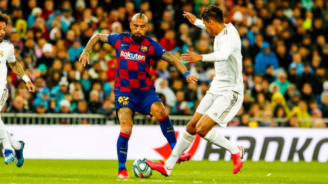 Barcelona planea millonaria oferta a Inter para fichar a Lautaro Martínez e incluye a Arturo Vidal