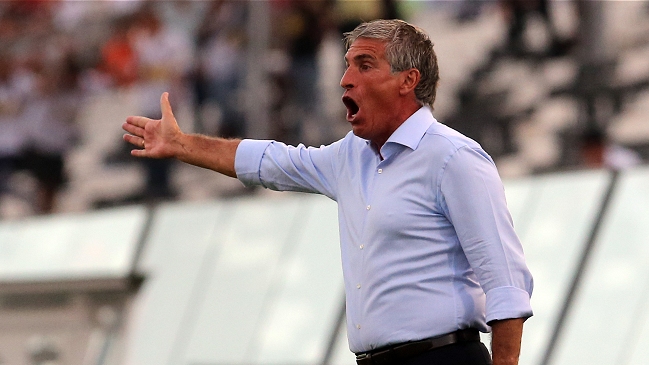 Omar Labruna se convirtió en el técnico de Nueva Chicago en el ascenso argentino