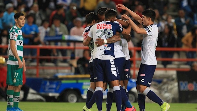 Víctor Dávila vio acción en triunfo de Pachuca sobre Santos Laguna de Diego Valdés
