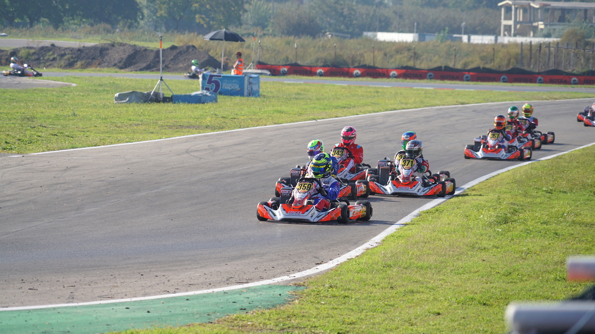 Este sábado vuelve el Campeonato Nacional de karting 2019-2020