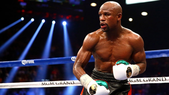 Del boxeo al fútbol: Mayweather quiere comprar un equipo de la Premier