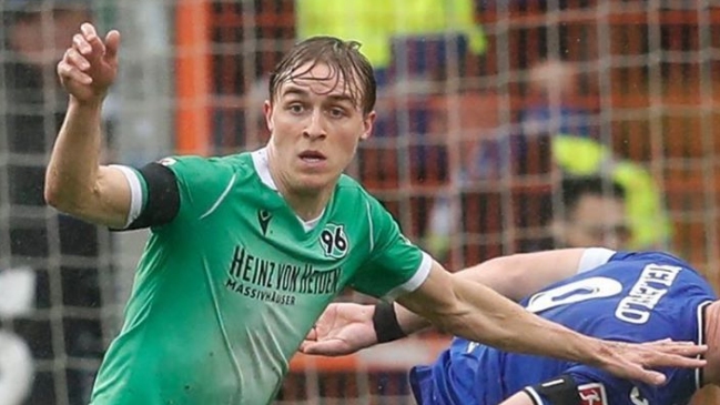 Compañero de Miiko Albornoz dio positivo por coronavirus