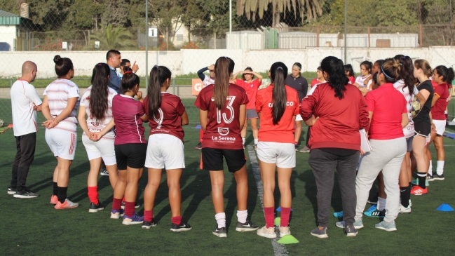 Jugadoras de Deportes La Serena fueron agredidas por usar indumentaria del club en Coquimbo
